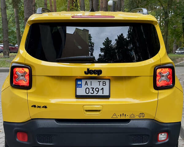 Джип Ренегат 2018 у Києві на Automoto.ua Жовтий Джип Ренегат, об'ємом двигуна 2.36 л та пробігом 75 тис. км за 14900 $, фото 5 на Automoto.ua