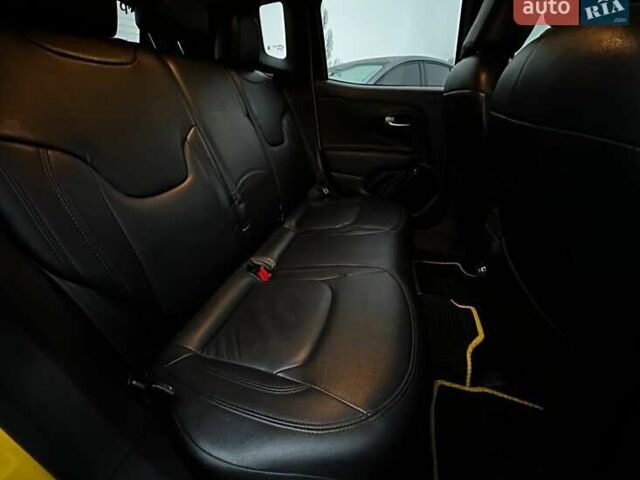 Желтый Джип Ренегат, объемом двигателя 2.36 л и пробегом 112 тыс. км за 14000 $, фото 15 на Automoto.ua