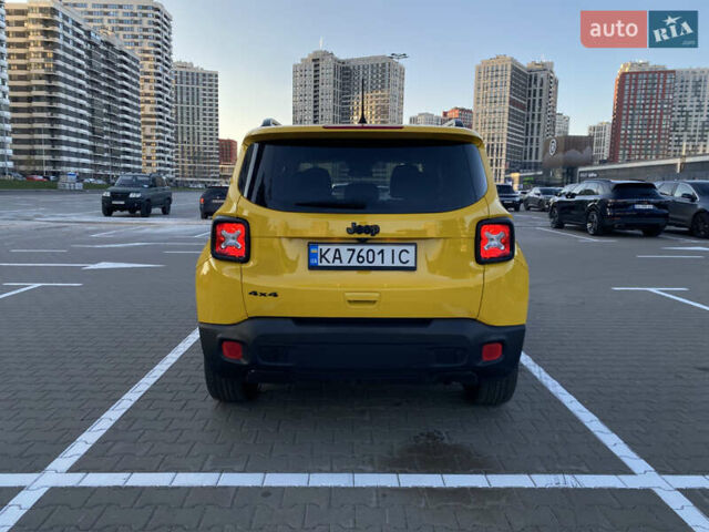 Желтый Джип Ренегат, объемом двигателя 2.36 л и пробегом 88 тыс. км за 13599 $, фото 4 на Automoto.ua