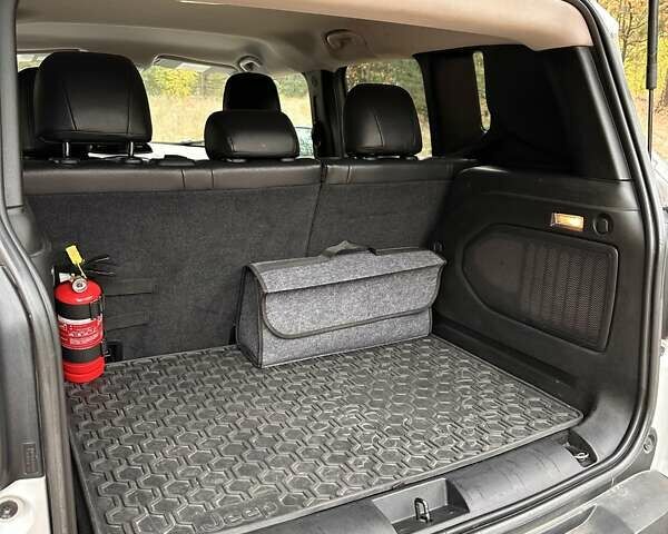 Сірий Джип Ренегат, об'ємом двигуна 2.36 л та пробігом 199 тис. км за 11900 $, фото 20 на Automoto.ua