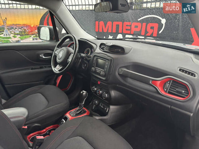 Серый Джип Ренегат, объемом двигателя 2.4 л и пробегом 121 тыс. км за 12500 $, фото 10 на Automoto.ua
