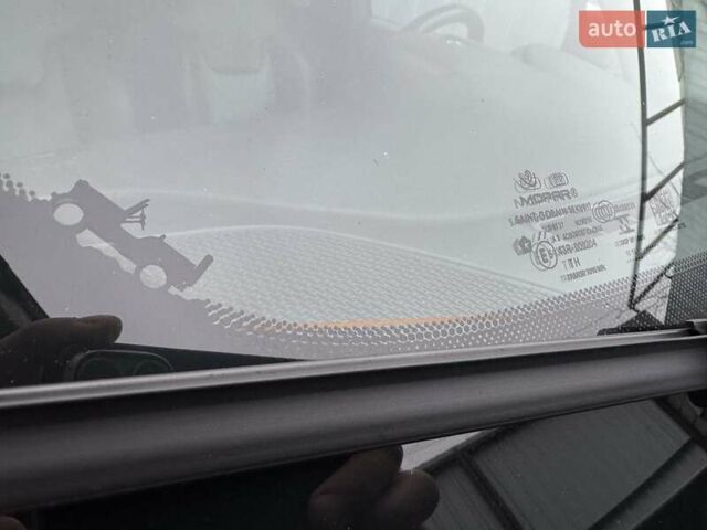 Серый Джип Ренегат, объемом двигателя 2.36 л и пробегом 179 тыс. км за 12700 $, фото 19 на Automoto.ua