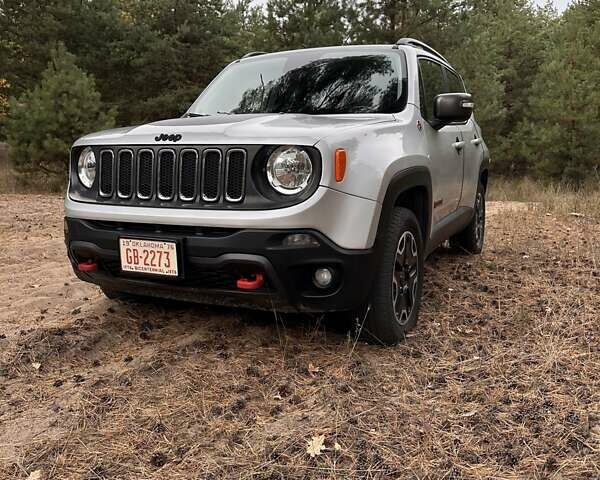 Сірий Джип Ренегат, об'ємом двигуна 2.36 л та пробігом 199 тис. км за 11900 $, фото 4 на Automoto.ua