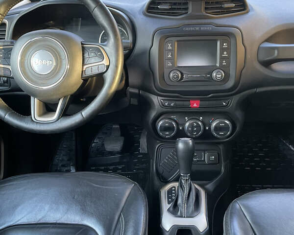 Джип Ренегат 2015 у Чернігові на Automoto.ua Сірий Джип Ренегат, об'ємом двигуна 2.4 л та пробігом 174 тис. км за 11300 $, фото 11 на Automoto.ua