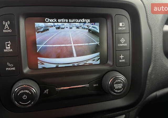 Серый Джип Ренегат, объемом двигателя 2.36 л и пробегом 190 тыс. км за 11000 $, фото 24 на Automoto.ua