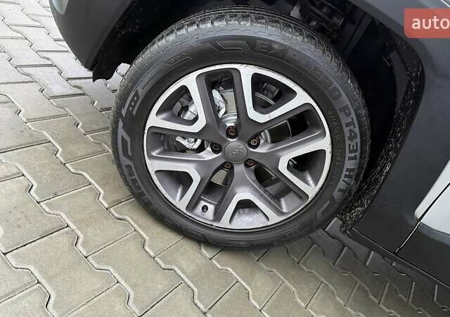 Серый Джип Ренегат, объемом двигателя 2.36 л и пробегом 153 тыс. км за 12499 $, фото 15 на Automoto.ua