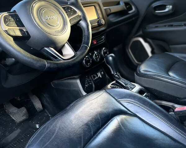 Джип Ренегат 2015 у Чернігові на Automoto.ua Сірий Джип Ренегат, об'ємом двигуна 2.4 л та пробігом 174 тис. км за 11300 $, фото 12 на Automoto.ua