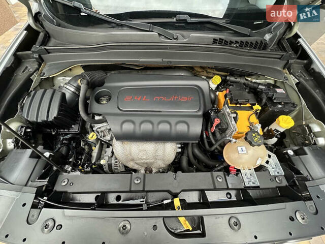 Сірий Джип Ренегат, об'ємом двигуна 2.36 л та пробігом 91 тис. км за 14000 $, фото 12 на Automoto.ua