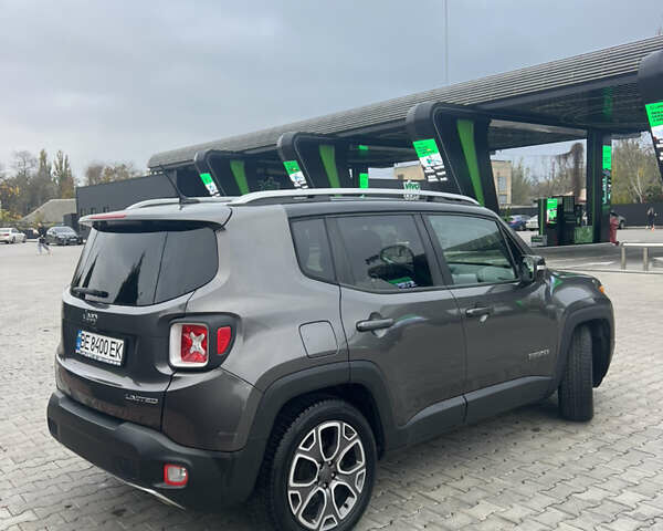 Серый Джип Ренегат, объемом двигателя 2.36 л и пробегом 103 тыс. км за 12000 $, фото 2 на Automoto.ua