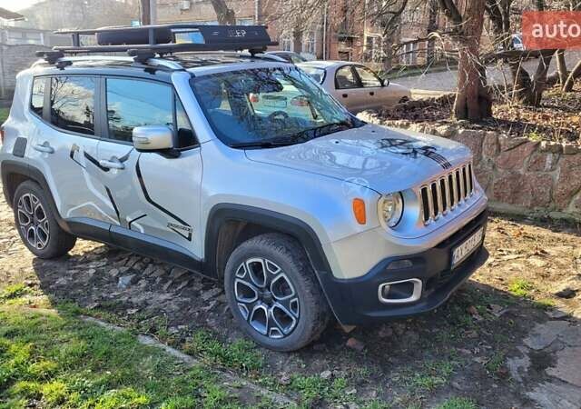 Сірий Джип Ренегат, об'ємом двигуна 2.36 л та пробігом 93 тис. км за 14000 $, фото 2 на Automoto.ua