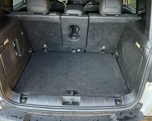 Джип Ренегат 2015 у Чернігові на Automoto.ua Сірий Джип Ренегат, об'ємом двигуна 2.4 л та пробігом 174 тис. км за 11300 $, фото 18 на Automoto.ua