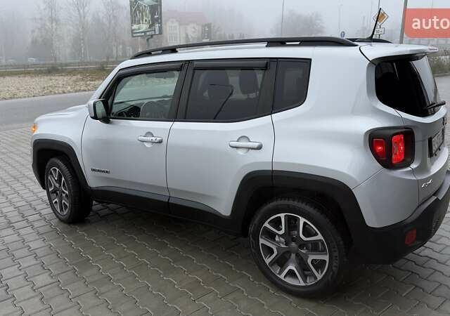 Серый Джип Ренегат, объемом двигателя 2.36 л и пробегом 153 тыс. км за 12499 $, фото 4 на Automoto.ua