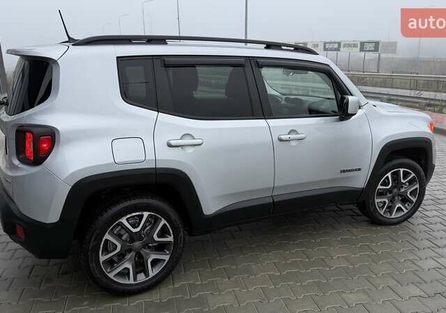 Серый Джип Ренегат, объемом двигателя 2.36 л и пробегом 153 тыс. км за 12499 $, фото 7 на Automoto.ua