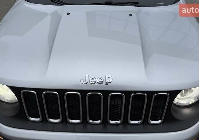 Серый Джип Ренегат, объемом двигателя 2.36 л и пробегом 153 тыс. км за 12499 $, фото 12 на Automoto.ua