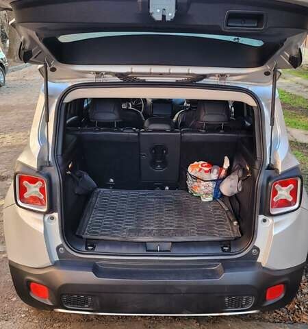 Сірий Джип Ренегат, об'ємом двигуна 2.36 л та пробігом 93 тис. км за 14000 $, фото 25 на Automoto.ua