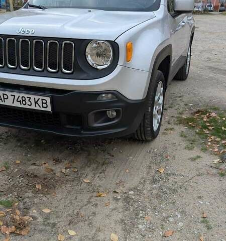 Серый Джип Ренегат, объемом двигателя 2.36 л и пробегом 190 тыс. км за 13500 $, фото 1 на Automoto.ua