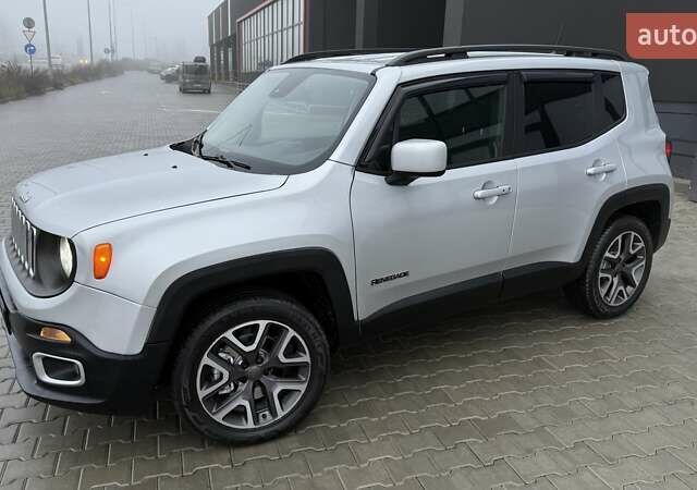 Серый Джип Ренегат, объемом двигателя 2.36 л и пробегом 153 тыс. км за 12499 $, фото 2 на Automoto.ua