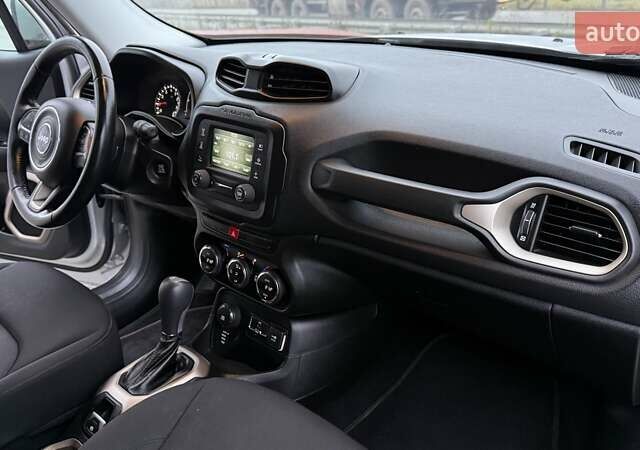 Серый Джип Ренегат, объемом двигателя 2.36 л и пробегом 153 тыс. км за 12499 $, фото 36 на Automoto.ua