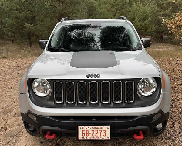 Сірий Джип Ренегат, об'ємом двигуна 2.36 л та пробігом 199 тис. км за 11900 $, фото 14 на Automoto.ua