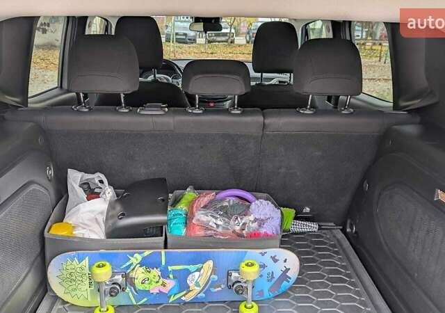 Серый Джип Ренегат, объемом двигателя 2.36 л и пробегом 190 тыс. км за 13500 $, фото 13 на Automoto.ua