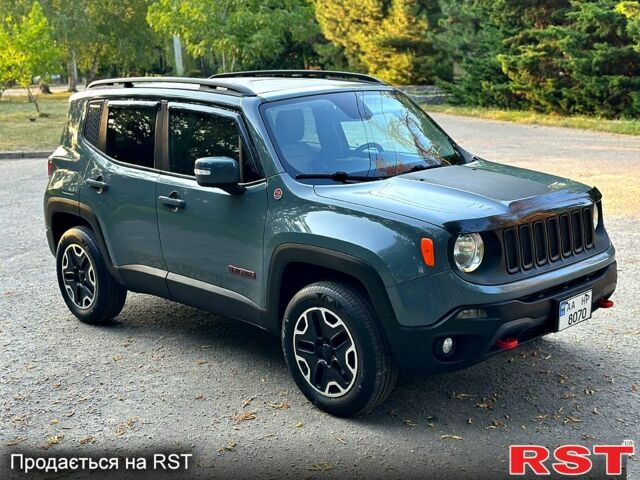 Серый Джип Ренегат, объемом двигателя 2.4 л и пробегом 150 тыс. км за 14800 $, фото 1 на Automoto.ua