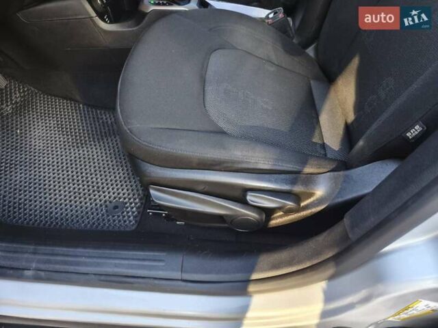 Серый Джип Ренегат, объемом двигателя 2.4 л и пробегом 168 тыс. км за 10900 $, фото 12 на Automoto.ua