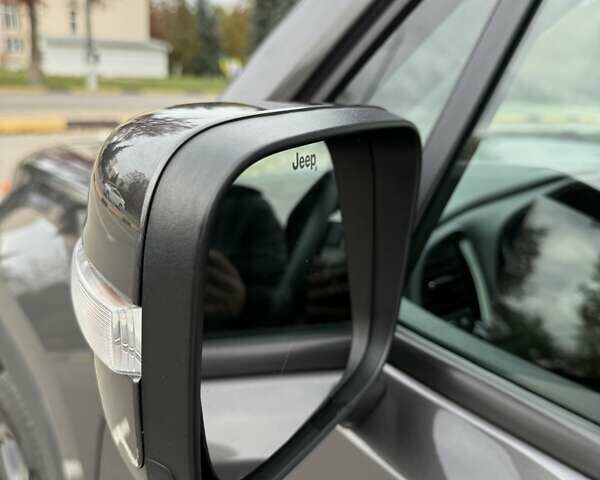 Сірий Джип Ренегат, об'ємом двигуна 2.36 л та пробігом 156 тис. км за 13200 $, фото 18 на Automoto.ua