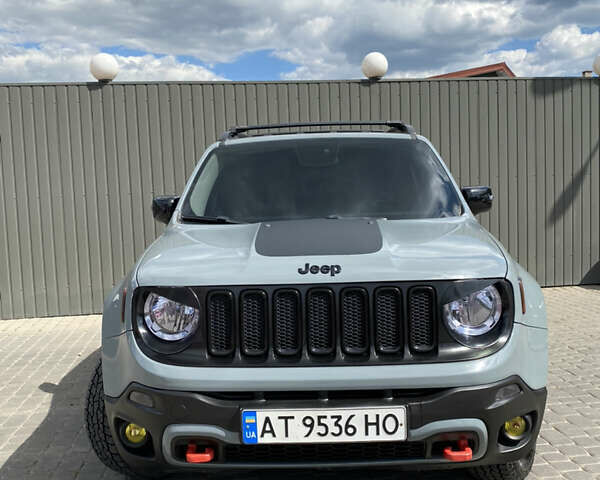 Серый Джип Ренегат, объемом двигателя 2.36 л и пробегом 201 тыс. км за 13800 $, фото 15 на Automoto.ua