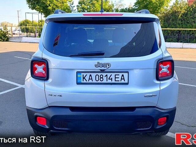 Серый Джип Ренегат, объемом двигателя 2.4 л и пробегом 117 тыс. км за 11900 $, фото 5 на Automoto.ua