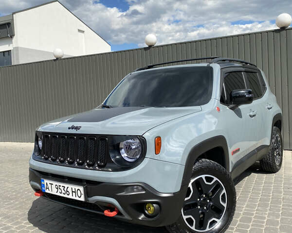 Серый Джип Ренегат, объемом двигателя 2.36 л и пробегом 201 тыс. км за 13800 $, фото 14 на Automoto.ua