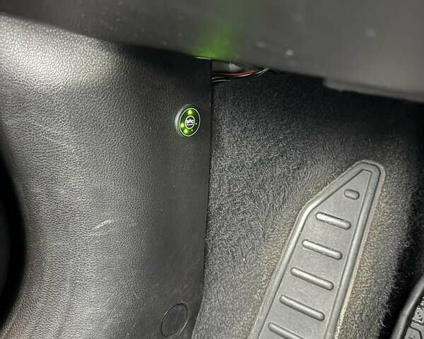 Сірий Джип Ренегат, об'ємом двигуна 2.36 л та пробігом 156 тис. км за 13200 $, фото 41 на Automoto.ua