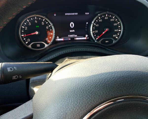Сірий Джип Ренегат, об'ємом двигуна 2.36 л та пробігом 115 тис. км за 14700 $, фото 9 на Automoto.ua