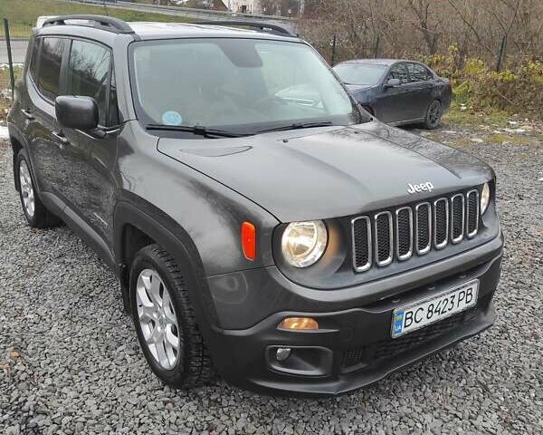 Серый Джип Ренегат, объемом двигателя 2.36 л и пробегом 67 тыс. км за 12600 $, фото 2 на Automoto.ua