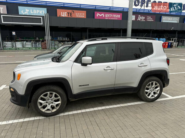 Сірий Джип Ренегат, об'ємом двигуна 2.36 л та пробігом 241 тис. км за 12100 $, фото 4 на Automoto.ua