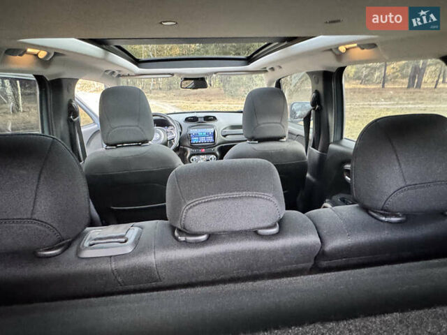 Серый Джип Ренегат, объемом двигателя 2 л и пробегом 89 тыс. км за 15990 $, фото 20 на Automoto.ua