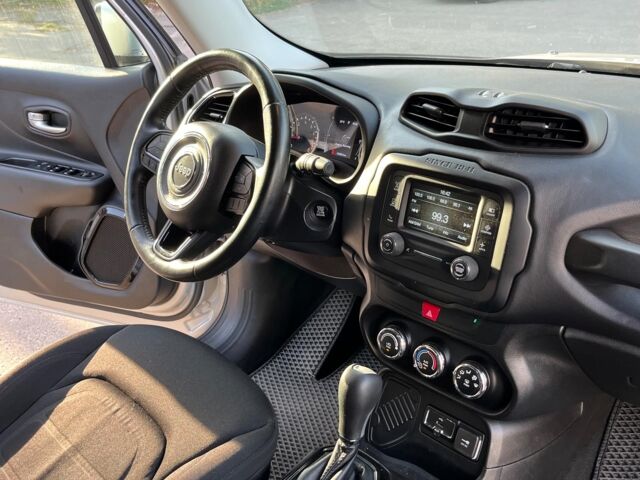 Серый Джип Ренегат, объемом двигателя 2.4 л и пробегом 106 тыс. км за 13490 $, фото 36 на Automoto.ua