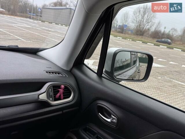 Серый Джип Ренегат, объемом двигателя 2.36 л и пробегом 233 тыс. км за 12900 $, фото 46 на Automoto.ua