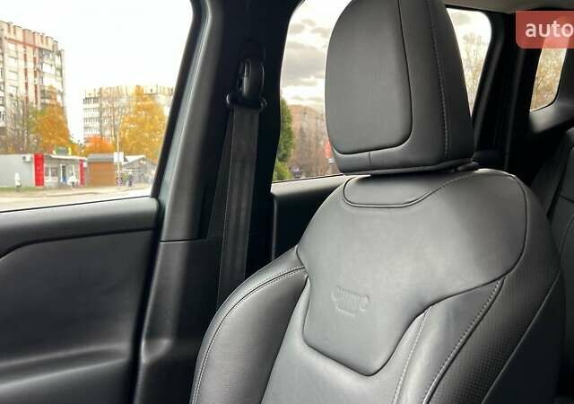 Джип Ренегат 2017 в Львове на Automoto.ua Серый Джип Ренегат, объемом двигателя 1.96 л и пробегом 80 тыс. км за 16900 $, фото 25 на Automoto.ua