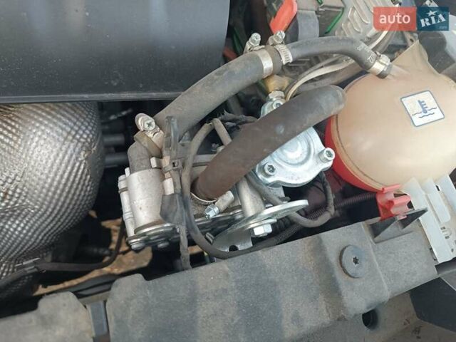 Джип Ренегат 2017 в Полтаве на Automoto.ua Серый Джип Ренегат, объемом двигателя 2.4 л и пробегом 109 тыс. км за 14650 $, фото 40 на Automoto.ua