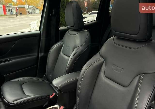 Джип Ренегат 2017 в Львове на Automoto.ua Серый Джип Ренегат, объемом двигателя 1.96 л и пробегом 80 тыс. км за 16900 $, фото 33 на Automoto.ua