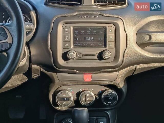Сірий Джип Ренегат, об'ємом двигуна 2.4 л та пробігом 58 тис. км за 14790 $, фото 18 на Automoto.ua