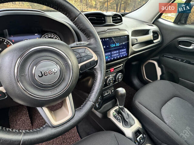 Серый Джип Ренегат, объемом двигателя 2 л и пробегом 89 тыс. км за 15990 $, фото 17 на Automoto.ua