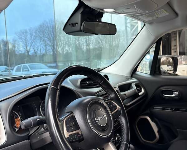 Серый Джип Ренегат, объемом двигателя 2.36 л и пробегом 73 тыс. км за 14400 $, фото 18 на Automoto.ua