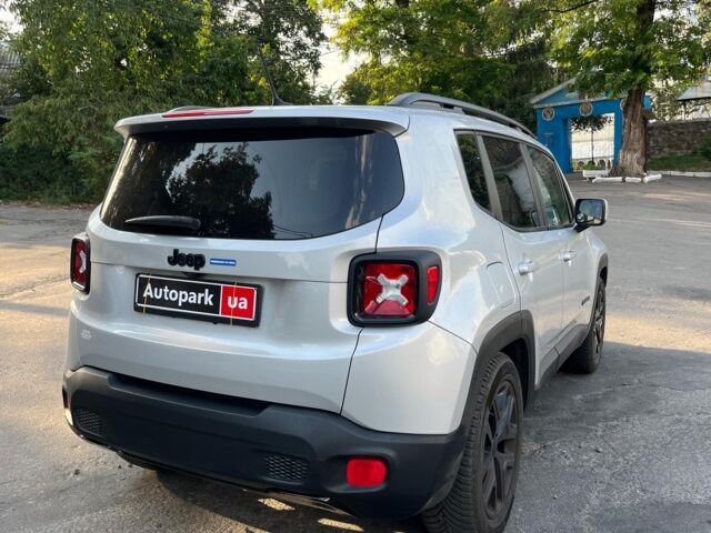 Серый Джип Ренегат, объемом двигателя 2.4 л и пробегом 106 тыс. км за 13490 $, фото 11 на Automoto.ua