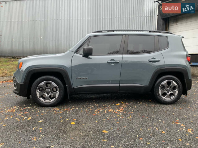 Серый Джип Ренегат, объемом двигателя 2.4 л и пробегом 133 тыс. км за 12900 $, фото 4 на Automoto.ua