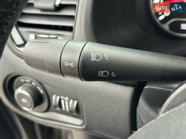 Сірий Джип Ренегат, об'ємом двигуна 2.36 л та пробігом 53 тис. км за 13200 $, фото 35 на Automoto.ua