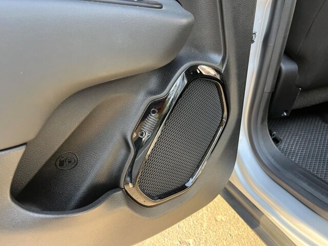 Серый Джип Ренегат, объемом двигателя 2.4 л и пробегом 106 тыс. км за 13490 $, фото 24 на Automoto.ua