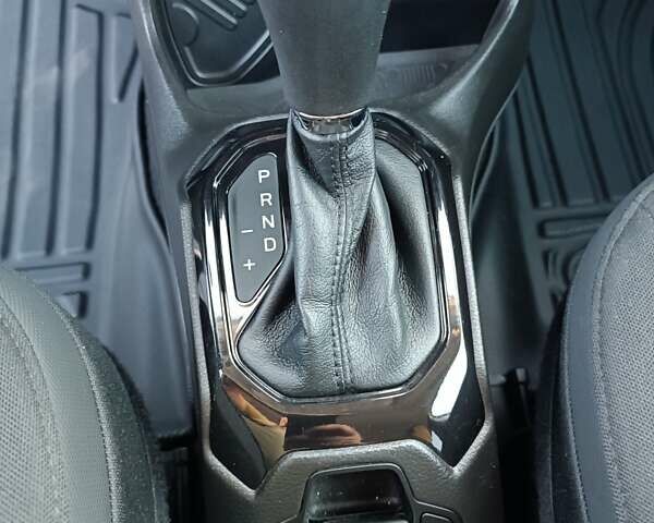 Джип Ренегат 2017 в Полтаве на Automoto.ua Серый Джип Ренегат, объемом двигателя 2.4 л и пробегом 109 тыс. км за 14650 $, фото 33 на Automoto.ua