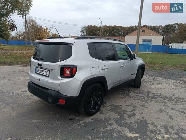 Джип Ренегат 2017 в Полтаве на Automoto.ua Серый Джип Ренегат, объемом двигателя 2.4 л и пробегом 109 тыс. км за 14650 $, фото 4 на Automoto.ua