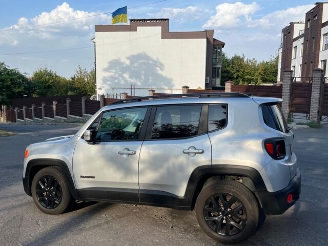 Серый Джип Ренегат, объемом двигателя 2.4 л и пробегом 106 тыс. км за 13490 $, фото 7 на Automoto.ua